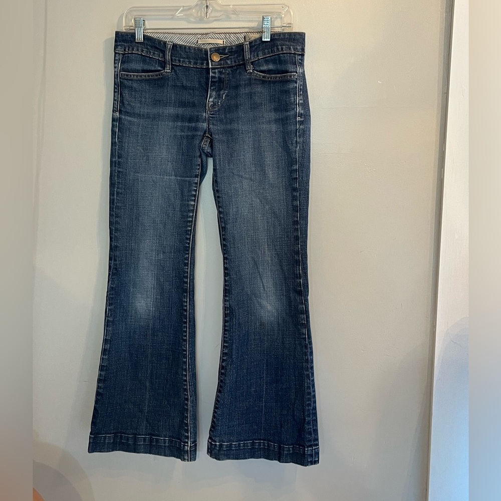 Gap Low rise flare jeans - darker wash